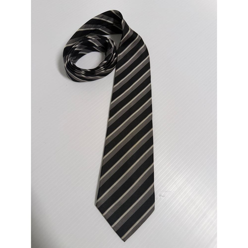 Geoffrey Beene Mens Silk Necktie Black Grey Silver Striped Stain Resistant